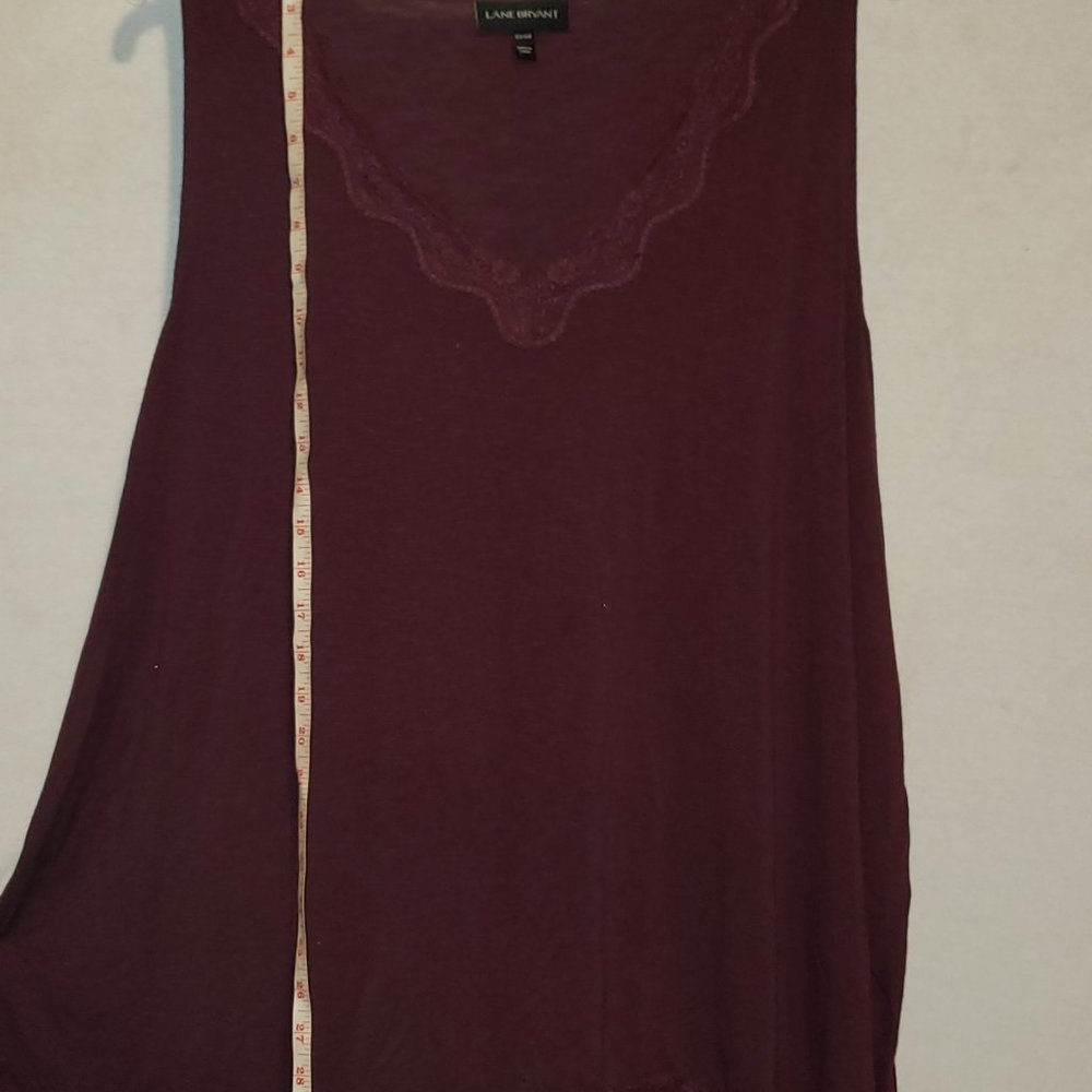 Burgundy tank with lace border